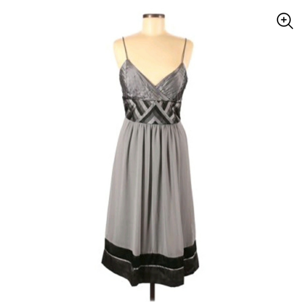 🌷Eliza J spaghetti strap cocktail dress.